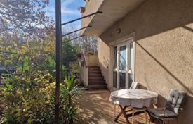 14 odalılar şehir içinde müstakil ev 975 m² Porec'te, Hırvatistan. 850,000 €
