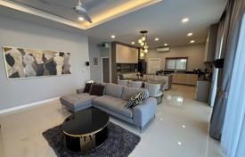 3 odalılar villa 181 m² Pattaya'da, Tayland. $253,000