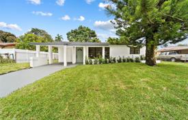 3 odalılar şehir içinde müstakil ev 136 m² Fort Lauderdale'de, Amerika Birleşik Devletleri. $500,000