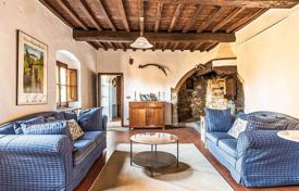 6 odalılar villa 300 m² Dicomano'da, İtalya. 795,000 €