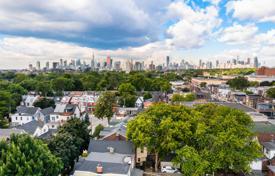 7 odalılar konak Old Toronto'da, Kanada. C$1,579,000