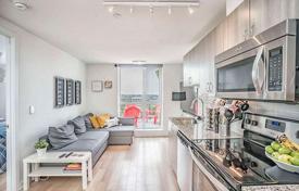 2 odalılar daire North York'da, Kanada. C$852,000