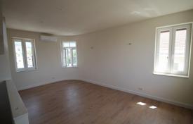 4 odalılar şehir içinde müstakil ev 195 m² Kastela'da, Hırvatistan. 595,000 €