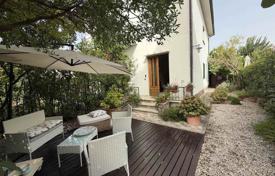 3 odalılar daire 100 m² Pietrasanta'da, İtalya. 600,000 €