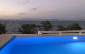 3 odalılar villa Korfu'da, Yunanistan. 2,000,000 €