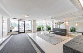 3 odalılar daire Scarborough'da, Kanada. C$947,000