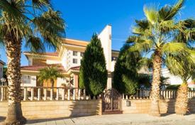 Villa – Kato Polemidia, Limasol, Kıbrıs. 3,200,000 €