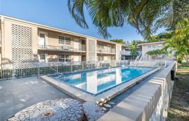 2 odalılar kondominyumda daireler 78 m² Coral Gables'da, Amerika Birleşik Devletleri. $395,000