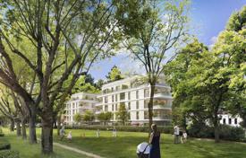 New residential complex with apartments Ile-de-France'de, Fransa. Min.303,000 €