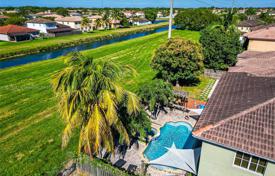Şehir içinde müstakil ev – Homestead, Florida, Amerika Birleşik Devletleri. $680,000