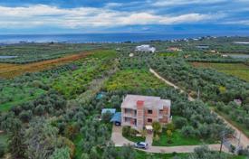 3 odalılar şehir içinde müstakil ev 315 m² Xilokastro'da, Yunanistan. 250,000 €