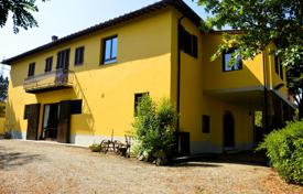 30 odalılar villa Terranuova Bracciolini'de, İtalya. 2,500,000 €