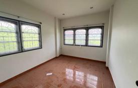 3 odalılar villa 150 m² Pattaya'da, Tayland. $116,000