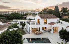 5 odalılar villa 251 m² San Pedro Alcántara'da, İspanya. 2,500,000 €