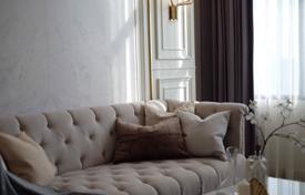 2 odalılar kondominyumda daireler Sathon'da, Tayland. $254,000