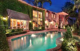 Villa – Miami, Florida, Amerika Birleşik Devletleri. 3,697,000 €