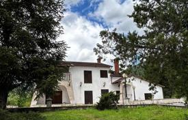 6 odalılar şehir içinde müstakil ev 400 m² Motovun'da, Hırvatistan. 550,000 €