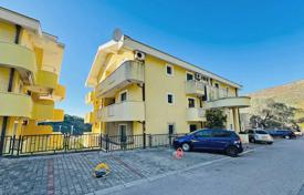 3 odalılar daire 167 m² Petrovac'ta, Karadağ. 248,000 €