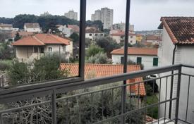 2 odalılar daire 130 m² Pula'da, Hırvatistan. 290,000 €