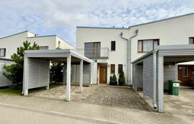 5 odalılar şehir içinde müstakil ev 167 m² Piņķi'de, Letonya. 380,000 €