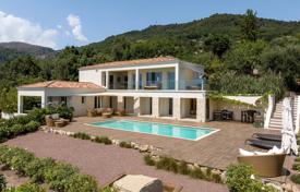 3 odalılar villa Tourrettes-sur-Loup'da, Fransa. 1,545,000 €