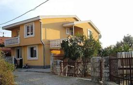 Şehir içinde müstakil ev – Bar (city), Bar, Karadağ. 320,000 €