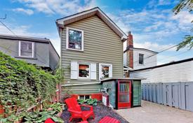4 odalılar şehir içinde müstakil ev Old Toronto'da, Kanada. C$1,361,000