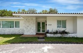 Villa – Miami, Florida, Amerika Birleşik Devletleri. 782,000 €