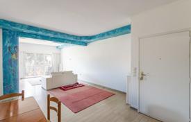 3 odalılar daire 137 m² Athenian Riviera'da, Yunanistan. 300,000 €