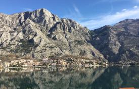 3 odalılar yazlık ev 330 m² Kotor city'da, Karadağ. 595,000 €