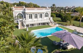 7 odalılar yazlık ev Antibes'te, Fransa. 1,680,000 €