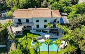 8 odalılar villa Vallauris'da, Fransa. 19,000 € haftalık