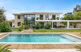 7 odalılar yazlık ev Roquefort-les-Pins'da, Fransa. 2,990,000 €