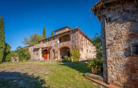 19 odalılar köşk 840 m² Gaiole In Chianti'de, İtalya. 990,000 €