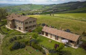27 odalılar villa 570 m² Pienza'da, İtalya. 2,400,000 €