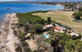 5 odalılar villa 200 m² Punta Milocca'da, İtalya. 1,049,000 €