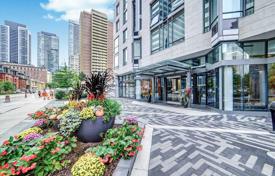 1 odalılar daire Charles Street East'da, Kanada. C$722,000