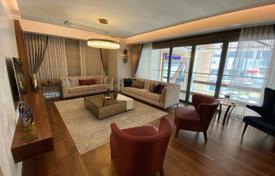 4 odalılar daire 246 m² Kadıköy'da, Türkiye. $2,020,000