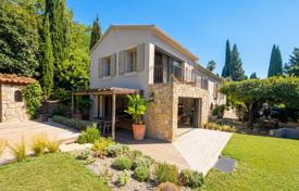 4 odalılar villa Pégomas'da, Fransa. 1,500,000 €
