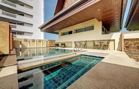 1 odalılar daire 81 m² Pattaya'da, Tayland. $131,000