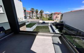 3 odalılar şehir içinde müstakil ev 142 m² Nikiti'de, Yunanistan. 330,000 €