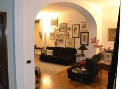 3 odalılar daire 220 m² Pontassieve'de, İtalya. 800,000 €