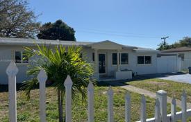 3 odalılar şehir içinde müstakil ev 123 m² Miami Gardens'da, Amerika Birleşik Devletleri. $497,000