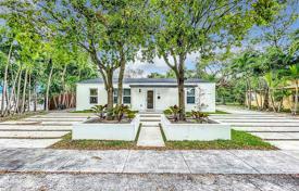 Şehir içinde müstakil ev – North Miami, Florida, Amerika Birleşik Devletleri. $1,125,000