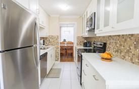 6 odalılar daire North York'da, Kanada. C$928,000