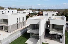 1 odalılar yeni binada daireler 60 m² Umag'da, Hırvatistan. 236,000 €