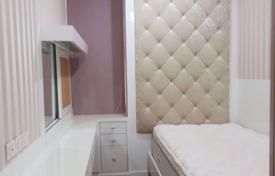 2 odalılar kondominyumda daireler Khlong Toei'de, Tayland. $299,000