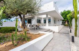 4 odalılar villa 216 m² Marbella'da, İspanya. 1,950,000 €