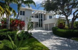 8 odalılar villa 514 m² Miami sahili'nde, Amerika Birleşik Devletleri. $3,479,000