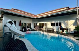 3 odalılar villa 150 m² Pattaya'da, Tayland. $537,000